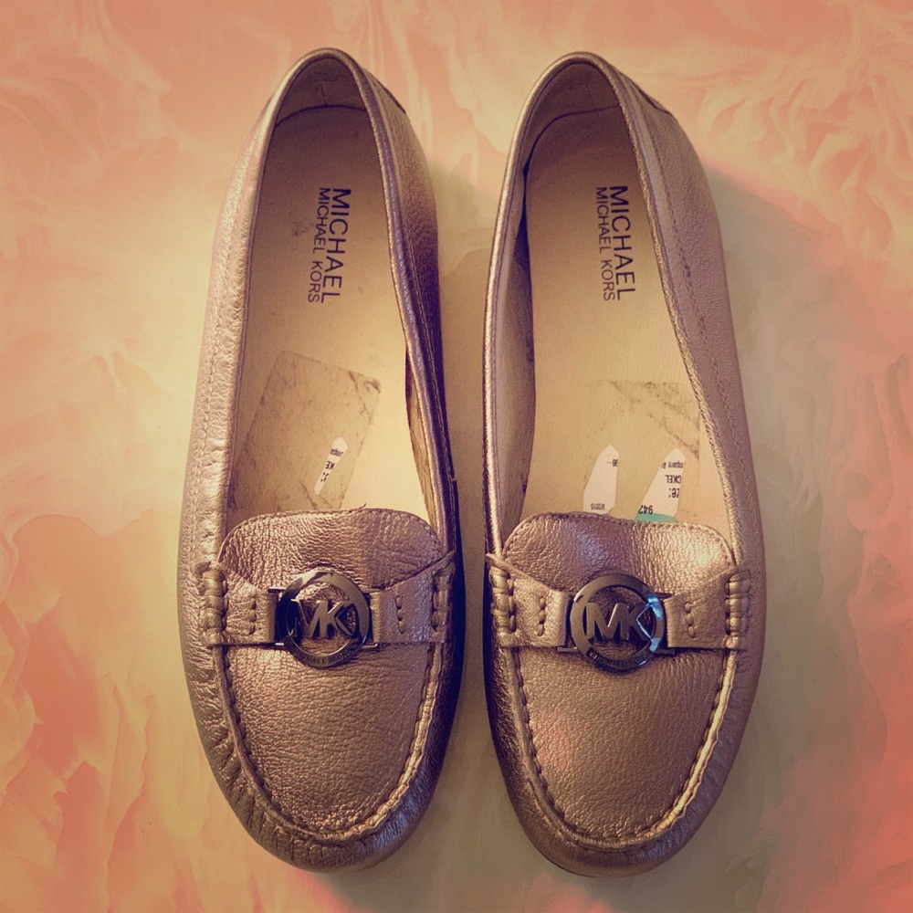 🎉SOLD🎉Michael Kors Logo Charm Moccasin Loafers